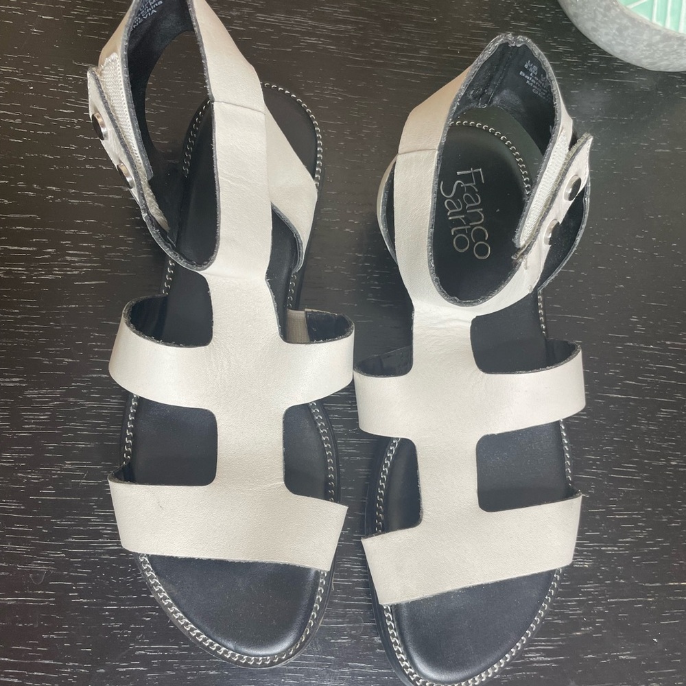 Franco Sarto White Leather T Strap Gladiator Ankle Sandals Studded Trim SZ 6.5
